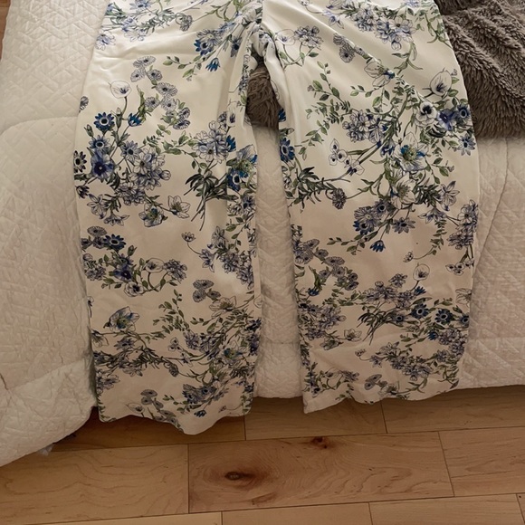 Brand new Antonio Melani floral jumpsuit. - Picture 5 of 6